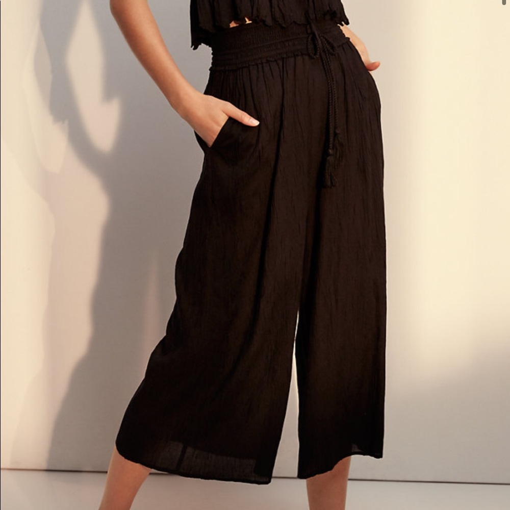 Aritzia Nanterre pant, size S in black